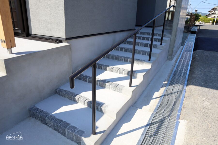 アイアンバー 手摺 広島工務店