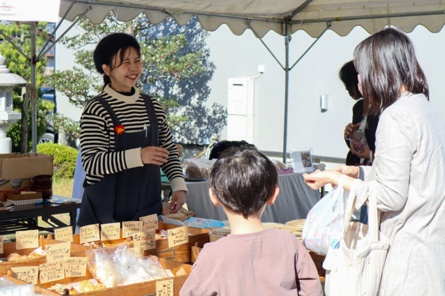cafesanaburi 広島工務店　ガラクタ市